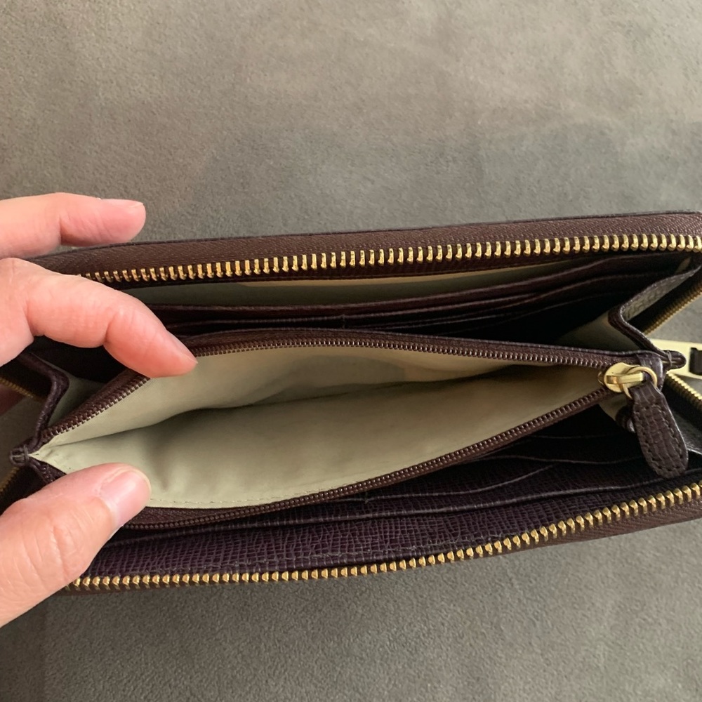 Cole Haan leather zippered closure wallet - Picture 5 of 5
